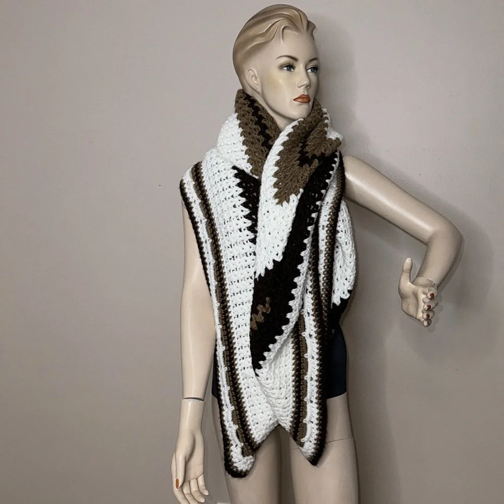Granny Crochet Poncho